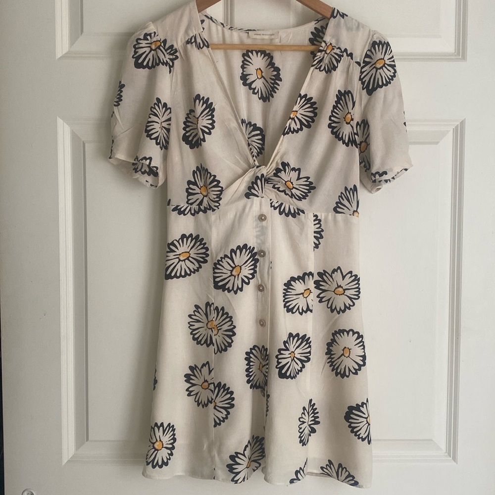 Urban Outfitters Mini Dress Size S Bettie Twist-Front Black Floral Daisy Print